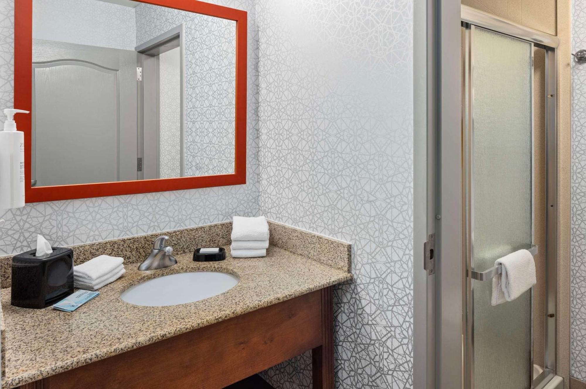 Hampton Inn Fairmont Exterior foto